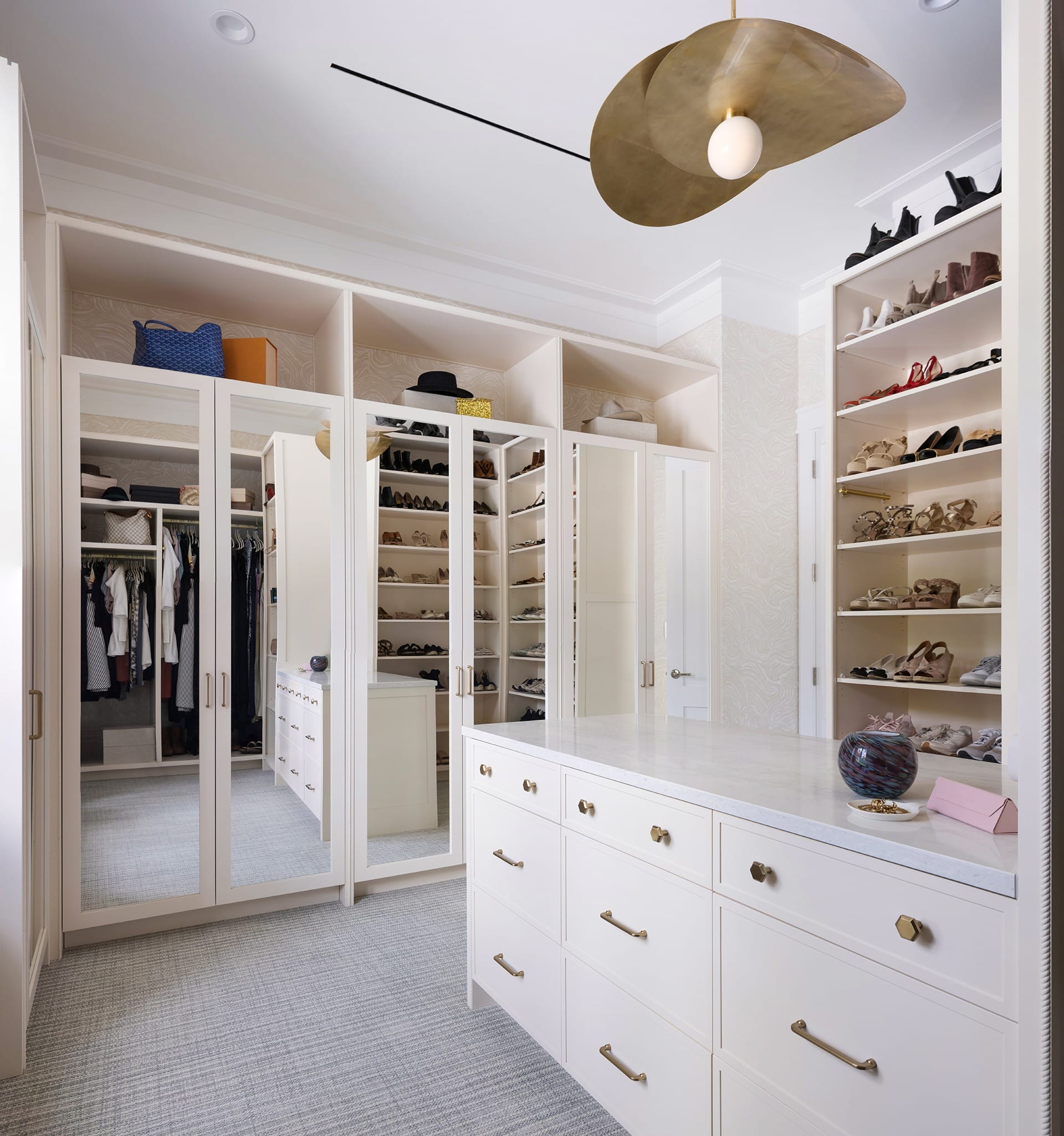 South Oak - Dressing Room - Cherokee Park, Sarasota, Florida - Nautilus Custom Homes