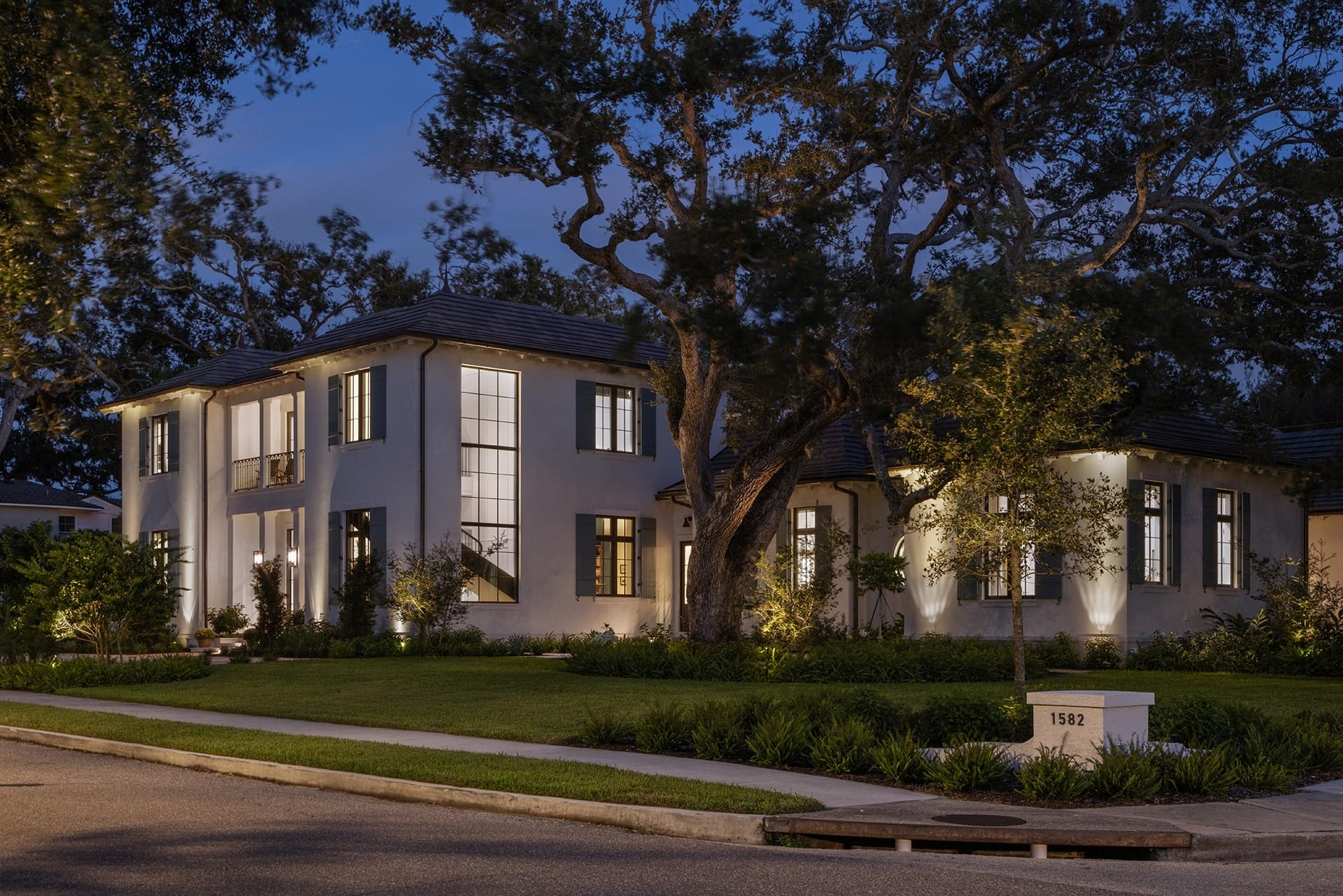 South Oak - Exterior 6 - Cherokee Park, Sarasota, Florida - Nautilus Custom Homes