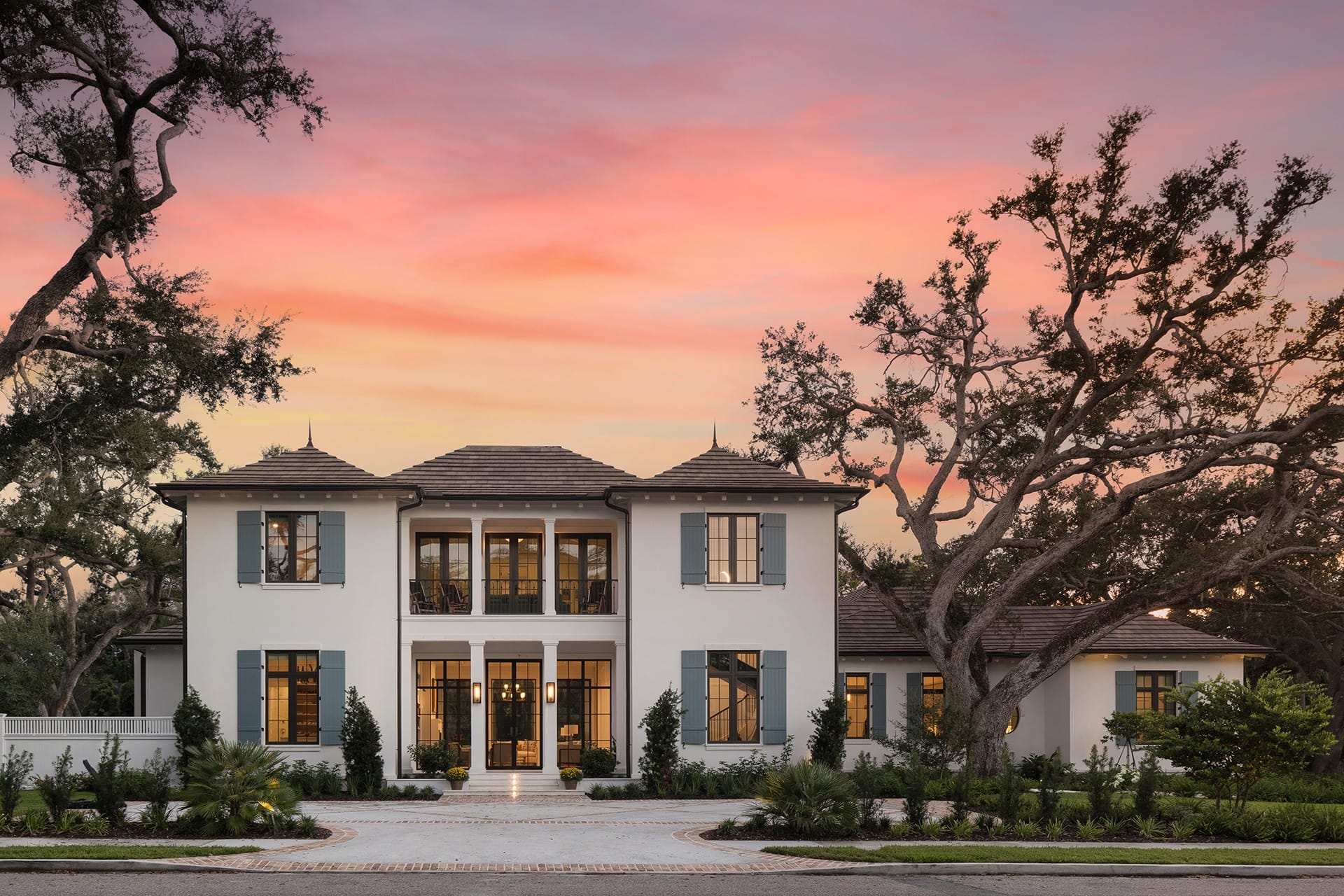 South Oak - Exterior 4 - Cherokee Park, Sarasota, Florida - Nautilus Custom Homes