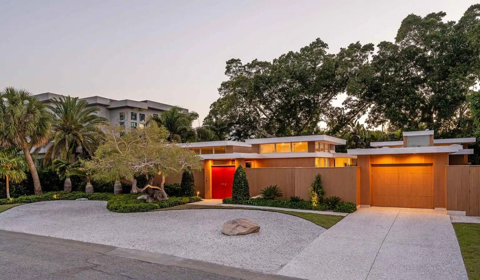 Pavilion House - Exterior 2 - Lido Shores, Lido Key Florida - Nautilus Custom Homes